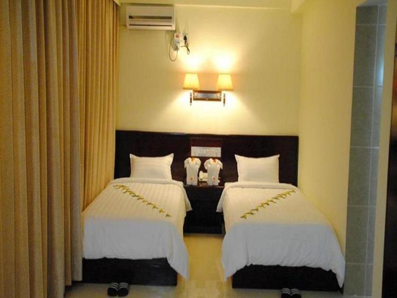 Golden Hill Hotel - Lashio 外观 照片