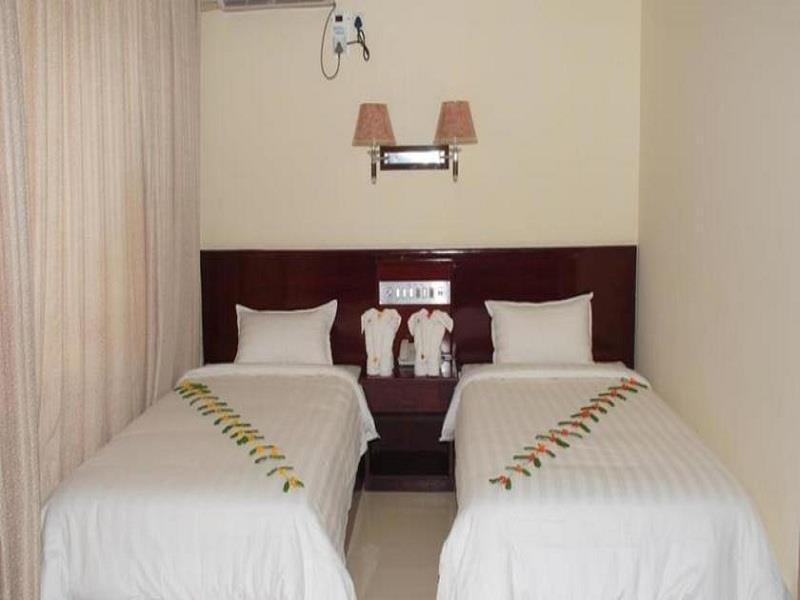Golden Hill Hotel - Lashio 外观 照片