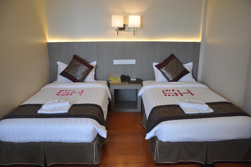Golden Hill Hotel - Lashio 外观 照片