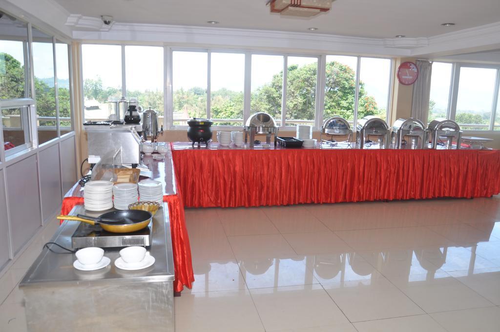 Golden Hill Hotel - Lashio 外观 照片