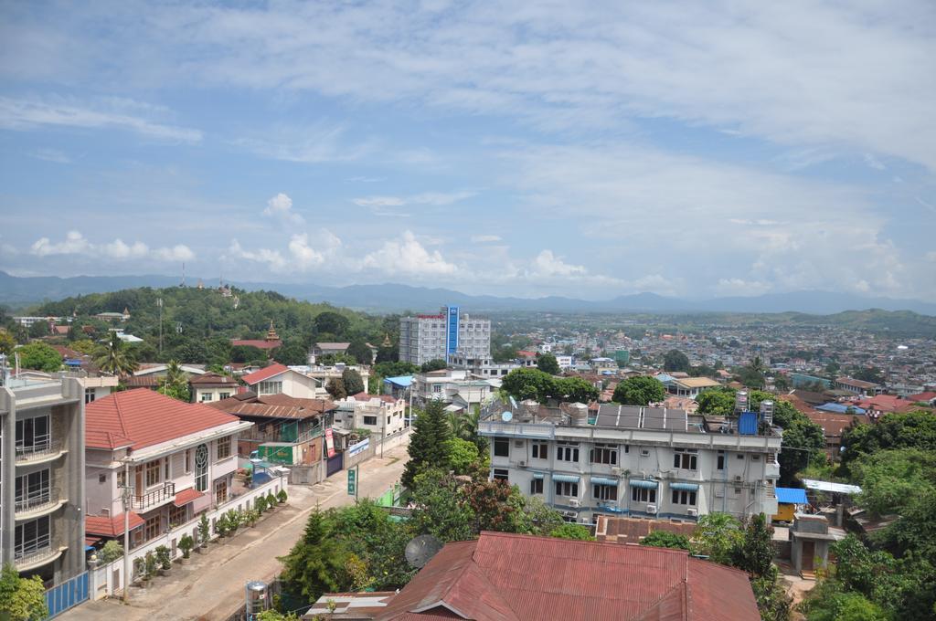 Golden Hill Hotel - Lashio 外观 照片