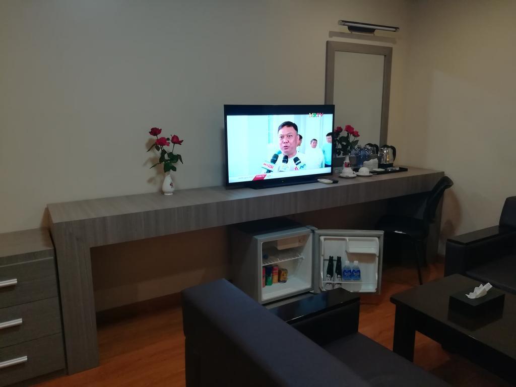 Golden Hill Hotel - Lashio 外观 照片
